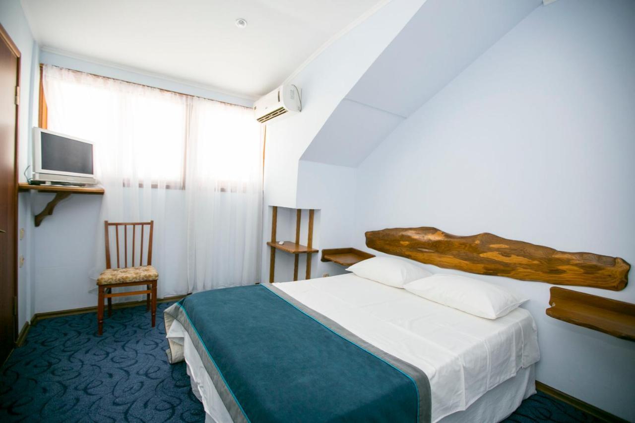 Guest House Lavr Gagra Dış mekan fotoğraf