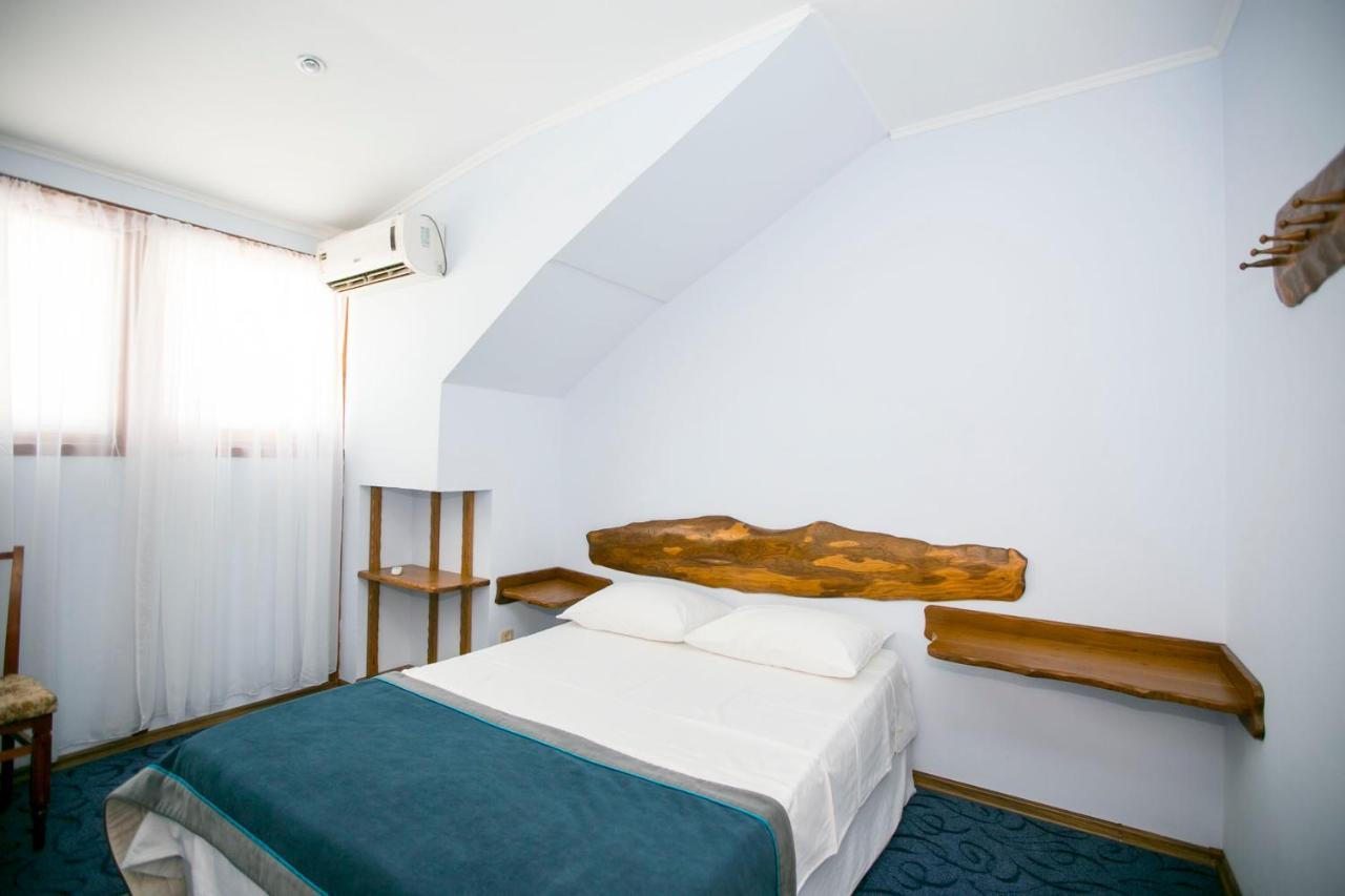 Guest House Lavr Gagra Dış mekan fotoğraf
